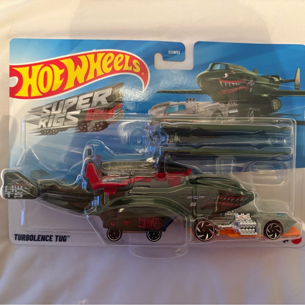 Hot Wheels Super Rigs Turbolence Tug BNIB